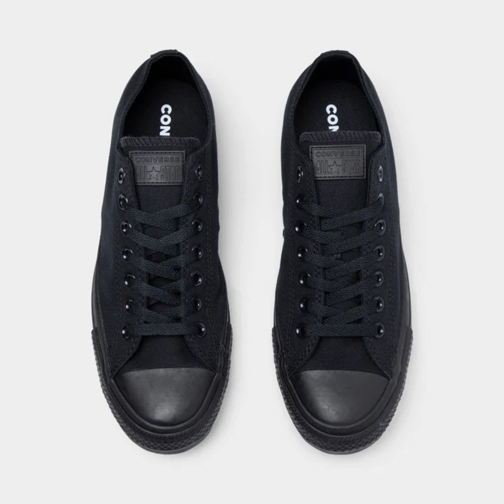 Sz 7 Converse Chuck Taylor Low Top - Picture 4 of 9